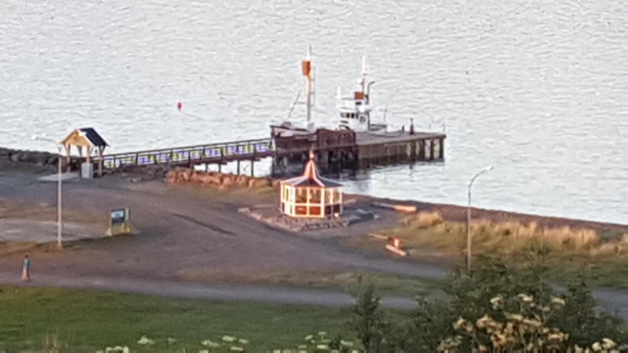 The Viking Country Club Pensionat Hjalteyri Eksteriør billede